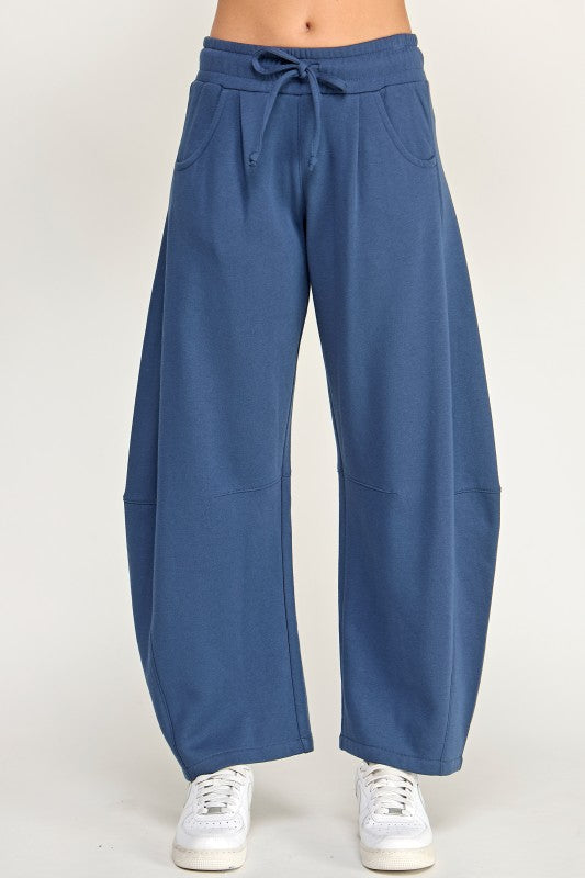 Women's Barrel Leg Joggers – Pleated Fleece Sweatpants