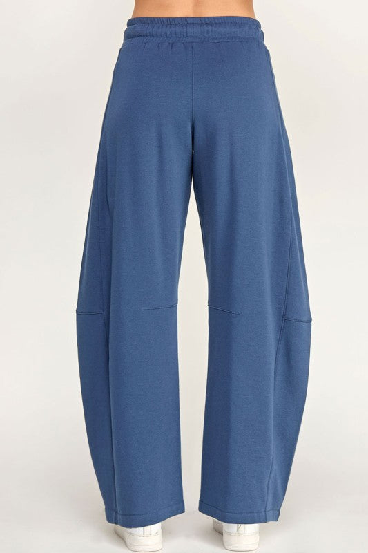 Women's Barrel Leg Joggers – Pleated Fleece Sweatpants