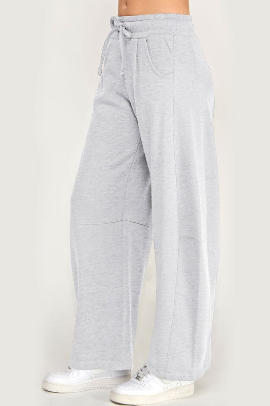 Women's Barrel Leg Joggers – Pleated Fleece Sweatpants