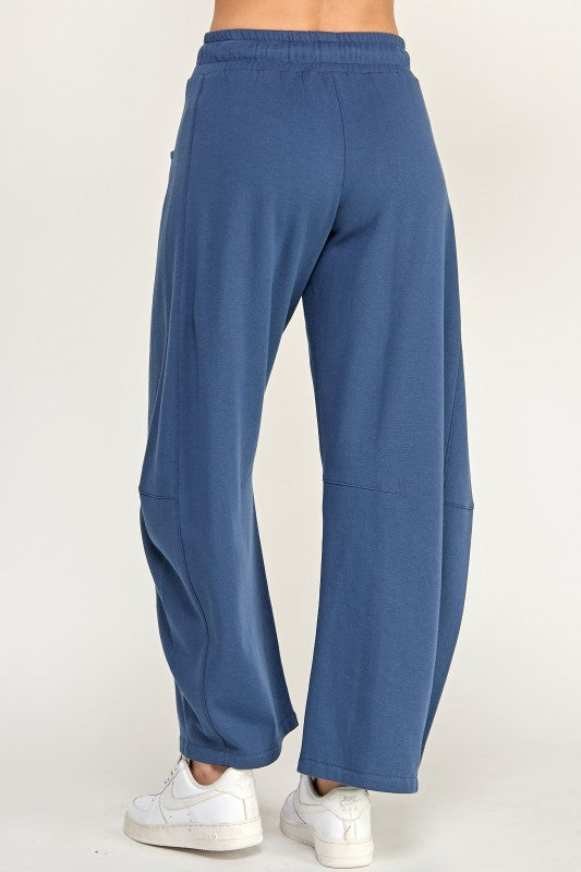 Women's Barrel Leg Joggers – Pleated Fleece Sweatpants