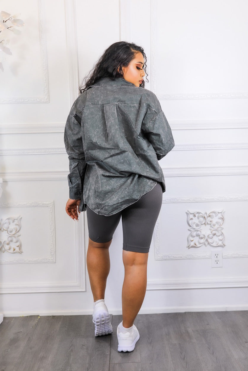 Grey cycling clearance shorts outfit