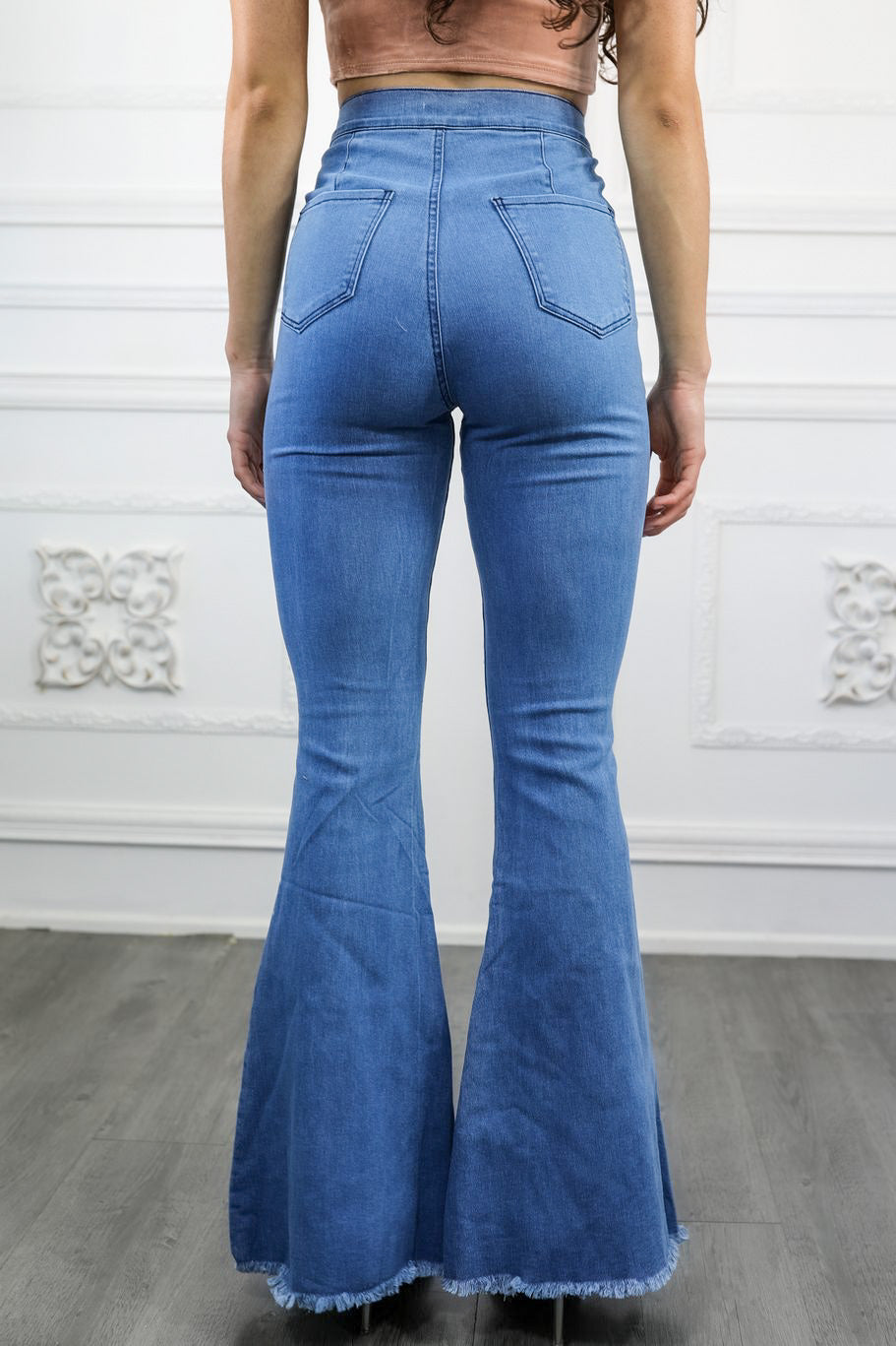 Classic Bell Bottom Jeans without Front Pockets