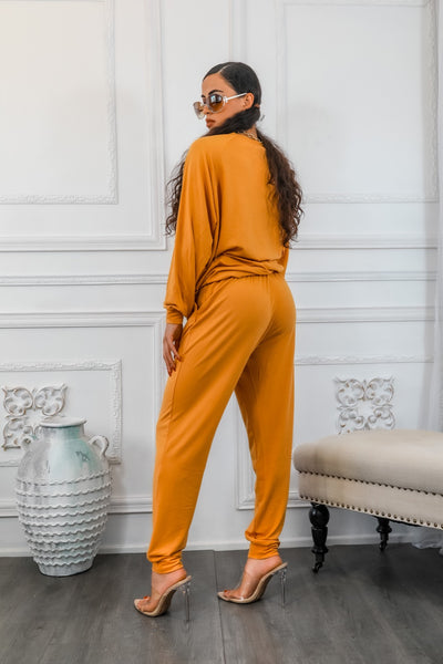 Lounge or Go Raglan Long Sleeves Pullover and Jogger Set